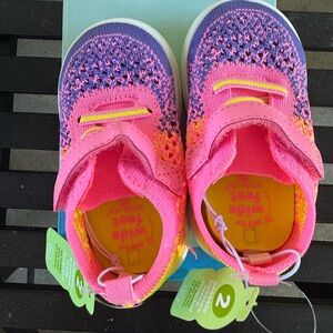 Stride Rite 360 Aseel 2.0 Athletic Sneaker size 4.0m